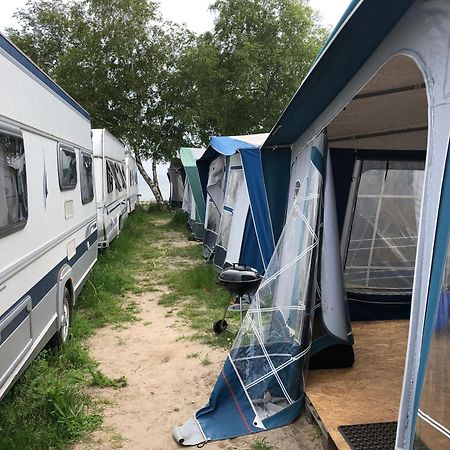 מלון יאסטארניה Cosy Campers מראה חיצוני תמונה